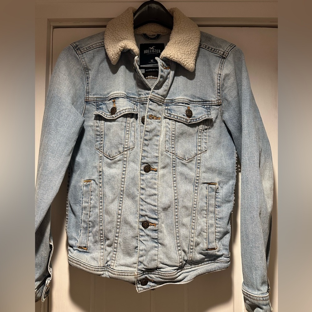 Hollister Sherpa Collared Jeans Jacket